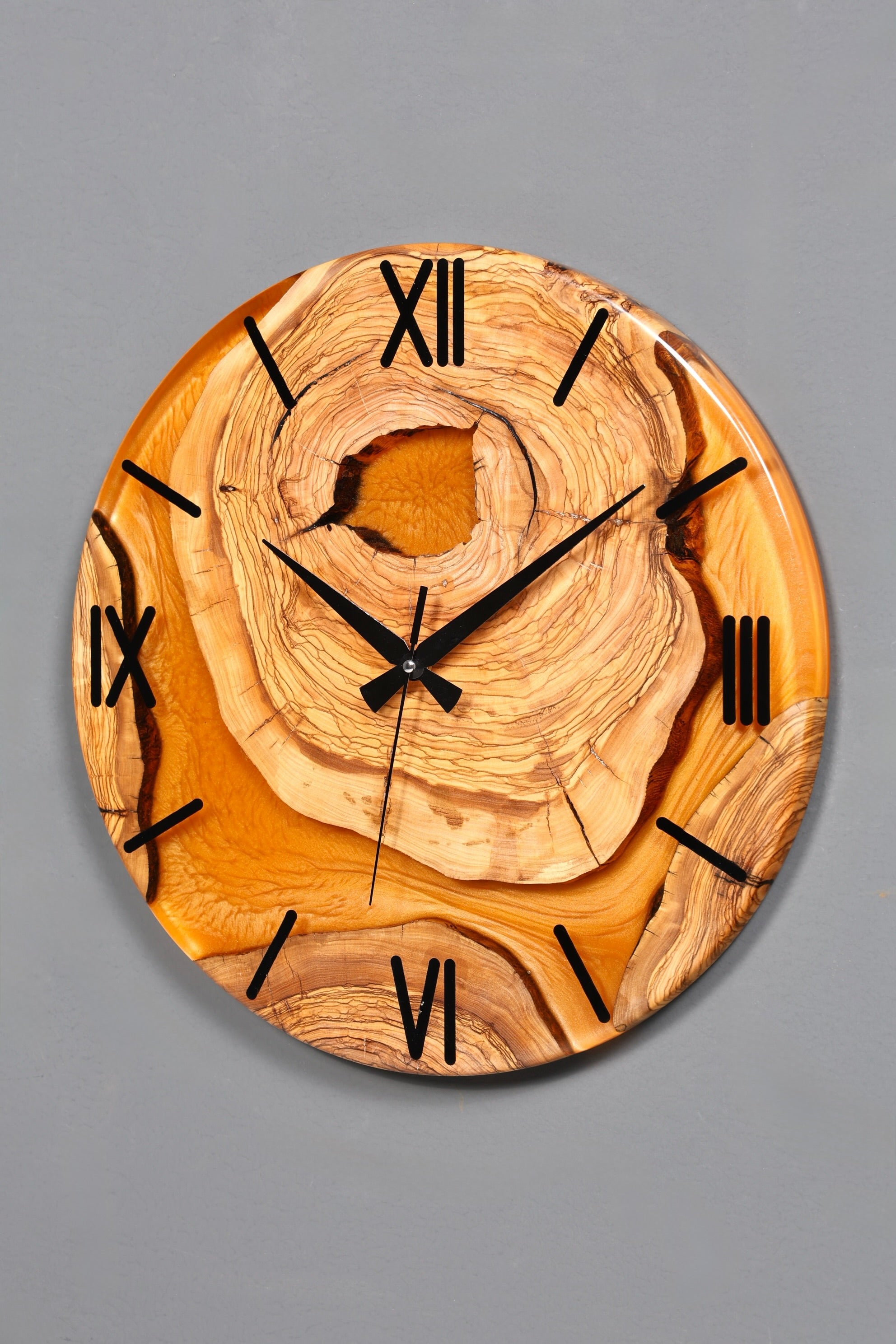 Wunderschöne Handgefertigte Epoxidharz Wanduhr Olivenbaum Uhr Terracotta Epoxy Analog Uhr
