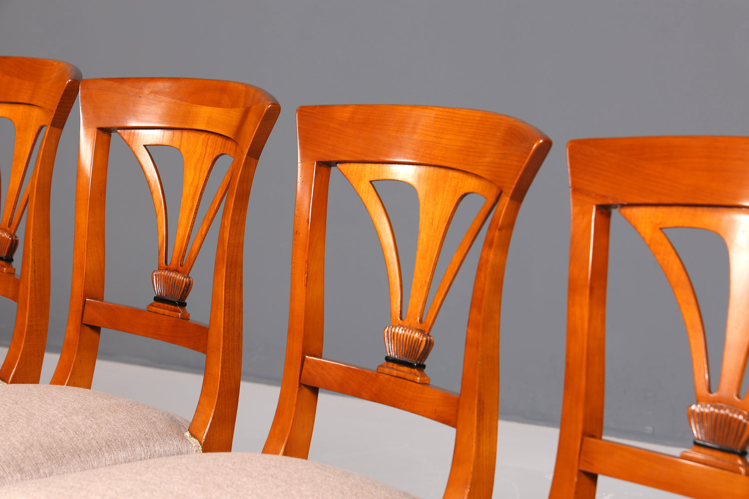 4x Edle Englische Stühle Englisch Dining Chairs Antik 60er Jahre Eibe Küchenstühle Stuhlset