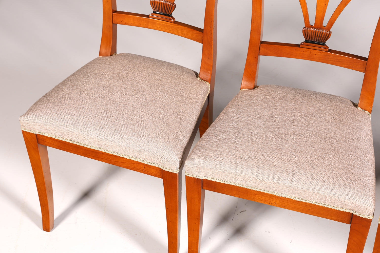 4x Edle Englische Stühle Englisch Dining Chairs Antik 60er Jahre Eibe Küchenstühle Stuhlset