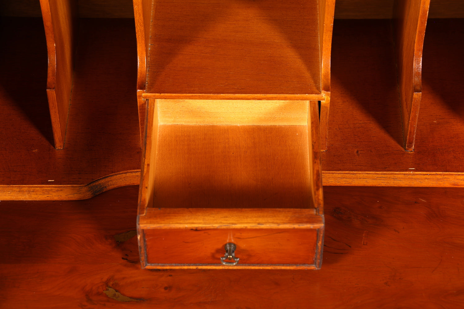 Stilvoller Englischer Sekretär Büro Aufsatzsekretär Eibe Antik Stil Vitrinen Schrank UK