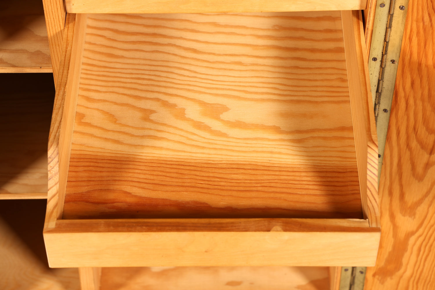 Wunderschöner Mid Century Schrank 60er Jahre Wäscheschrank Aktenschrank Kommode