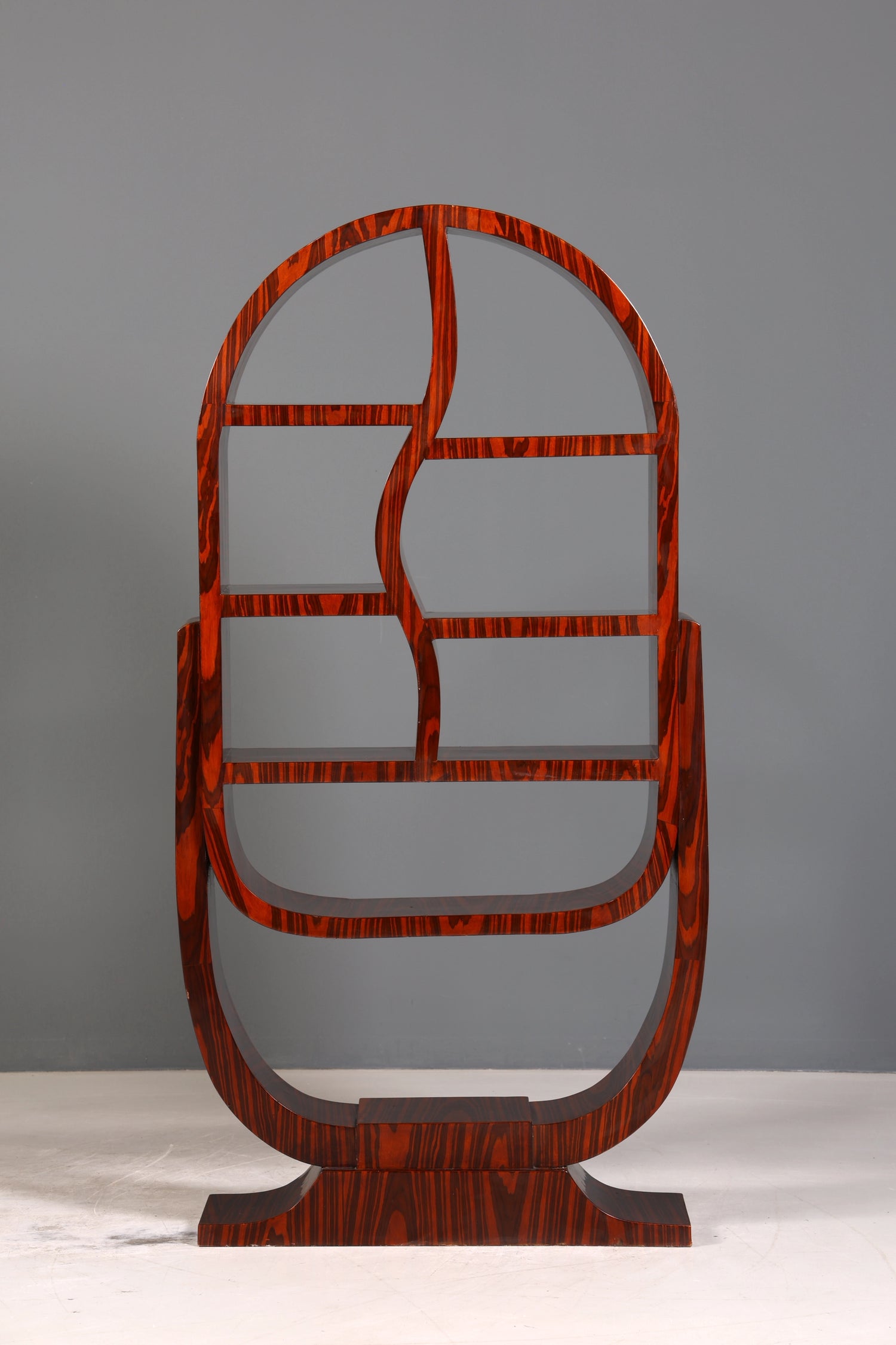 AD27-1 Art Deco Regal mit Beschädigungen