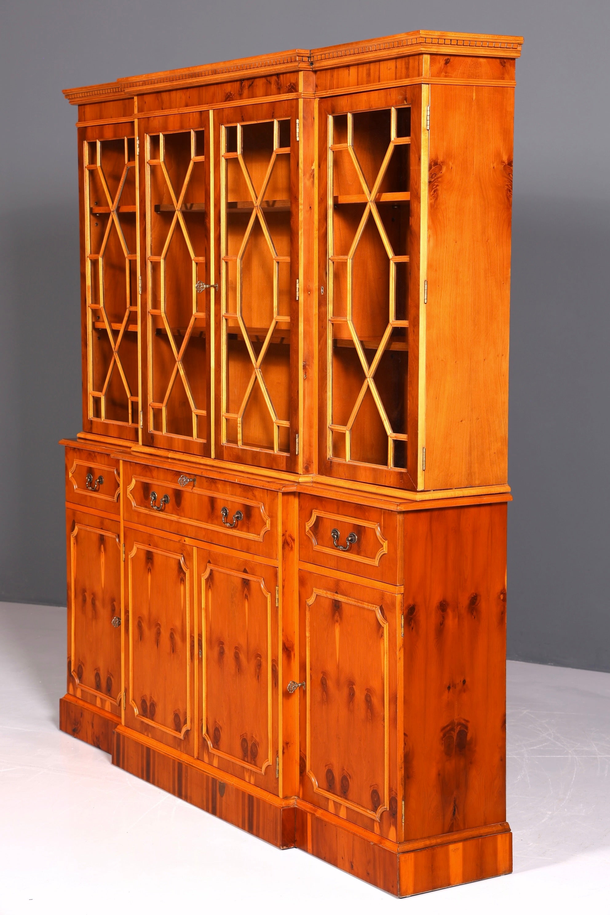 Dreamlike English display cabinet, bookcase, buffet, antique style, English yew, glass display case, library