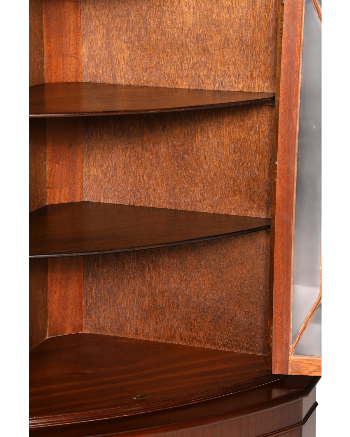 Wunderschöne Englische Eckvitrine Mahagoni Antik 60s echt Holz Schrank Eckschrank Glasvitrine