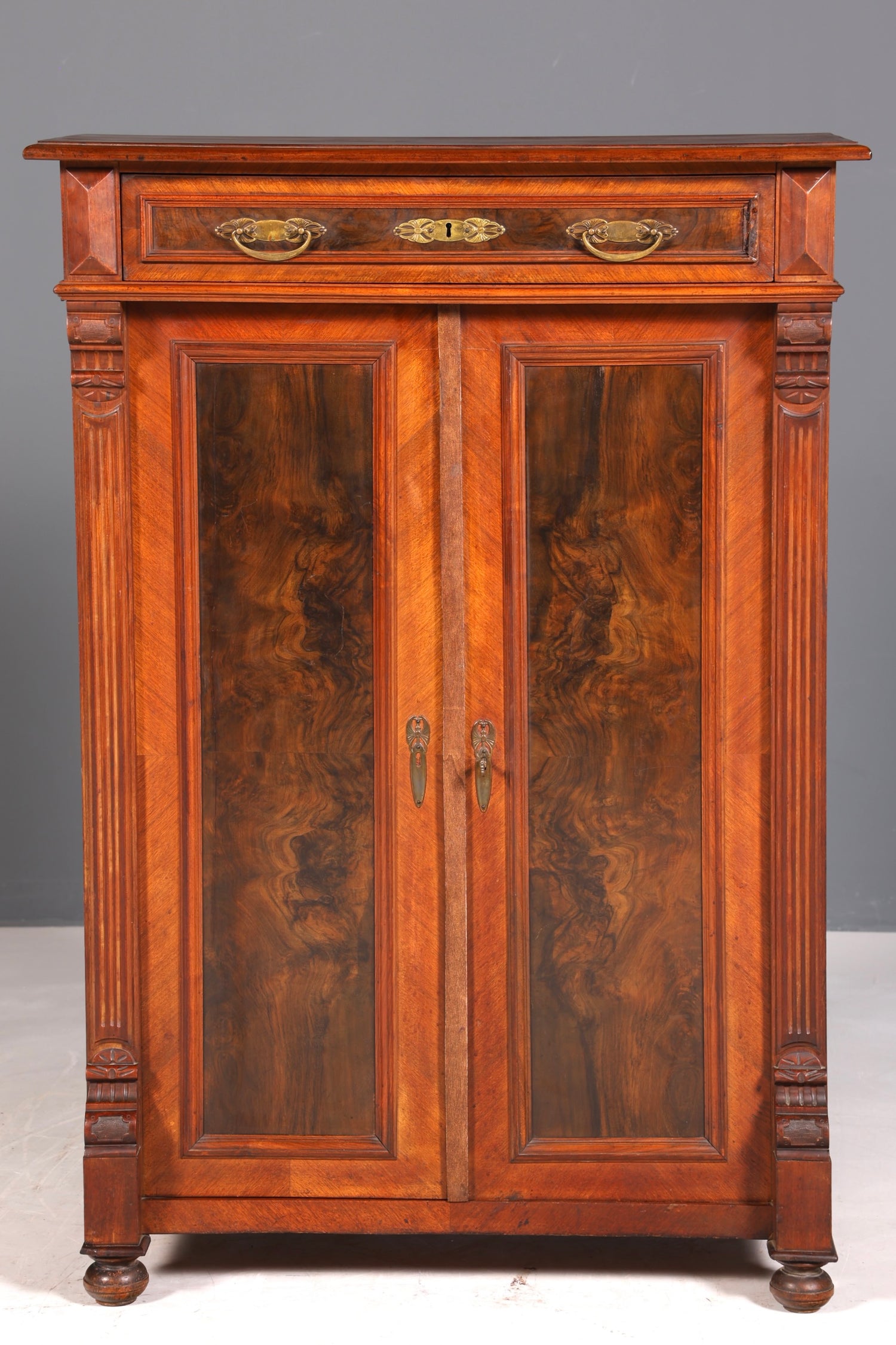 Traumhaftes Gründerzeit Vertiko Jugendstil Schrank Antik Highboard Kommode