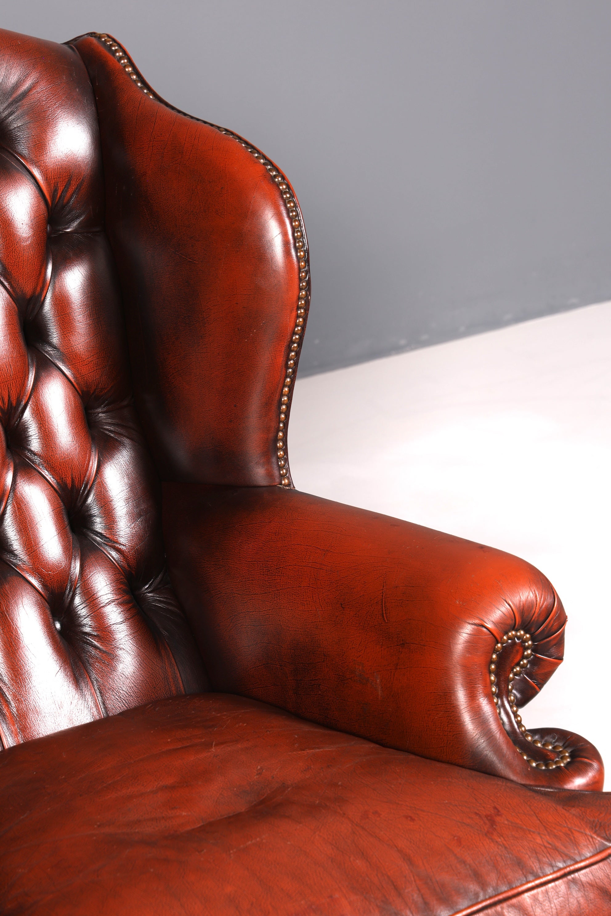 Original Chesterfield Ohrenbacken Sessel Englisch Leder Herrensessel UK Armlehnsessel