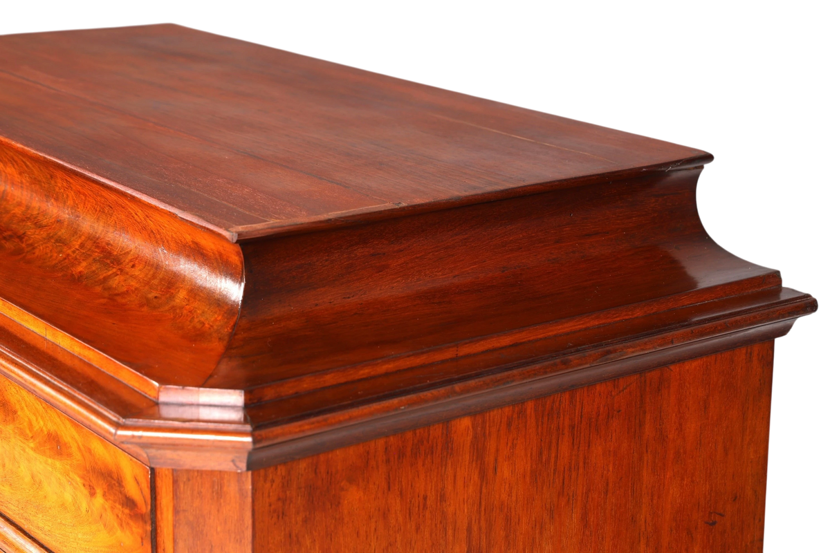Wunderschöne Louis Philippe Chiffoniere um 1880 Gründerzeit Nussbaum Vertiko Schrank Semainier