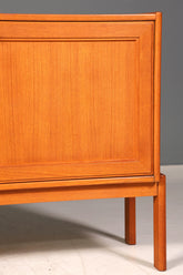 Schlichtes Mid Century Sideboard Vintage TV Kommode 60s Schrank Retro Teak Holz Longboard