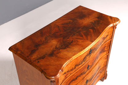Stilvolle Louis Philippe Kommode Nussbaum Gründerzeit Schubladenkommode um 1890