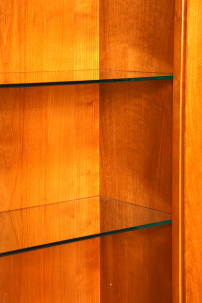 Traumhafte Original Selva Vitrine Antik Stil massiv Holz Buffet Schrank Bibliothek