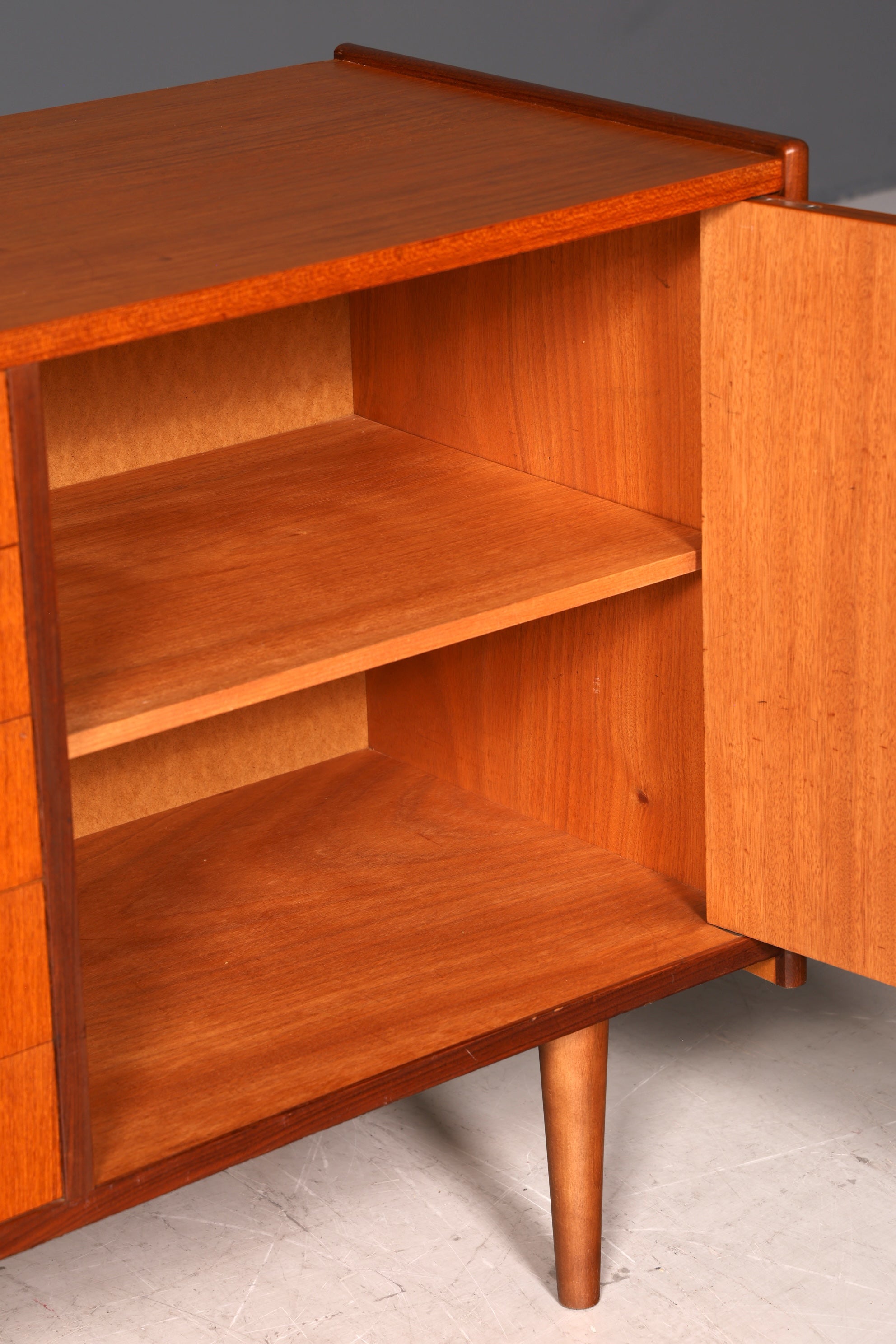G613 Finish cm Wunderschönes Mid Century Sideboard Vintage TV Kommode 60s Schrank (Kopie)