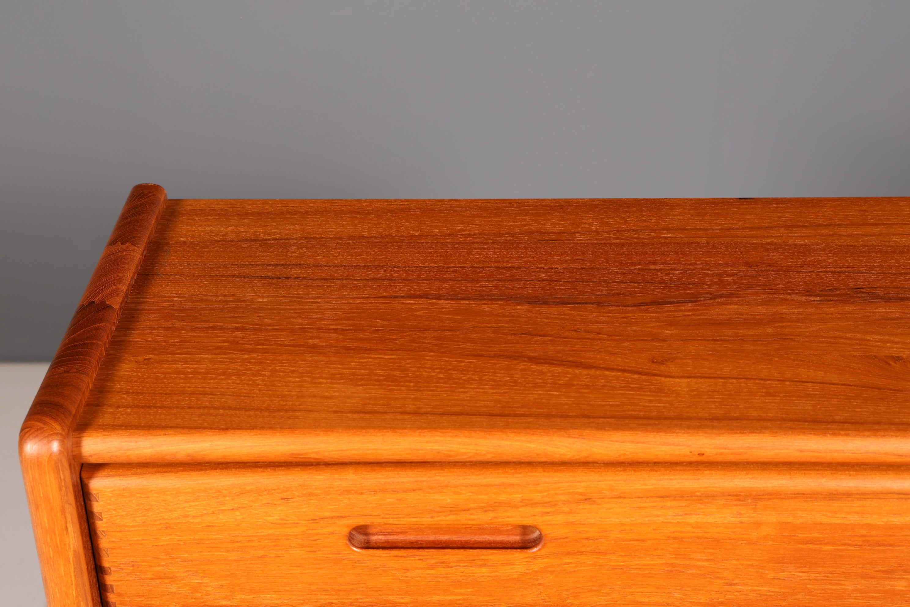 Edler Dyrlund Mid Century Teak Schrank Dänisch Highboard Kommode Wäscheschrank Vintage 60er Danish Design