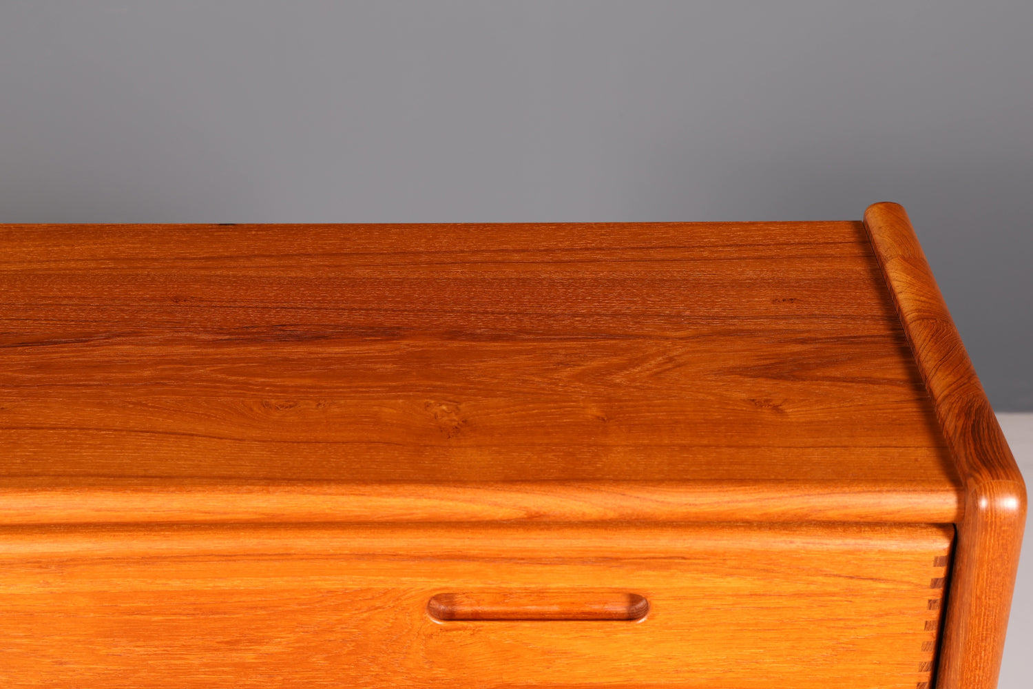 Edler Dyrlund Mid Century Teak Schrank Dänisch Highboard Kommode Wäscheschrank Vintage 60er Danish Design