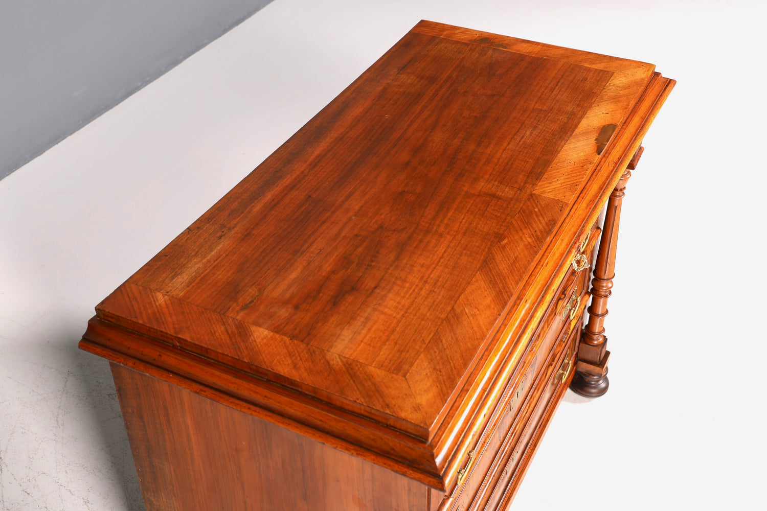 Dreamlike Gründerzeit chest of drawers, Art Nouveau antique sideboard, chest of drawers, linen chest