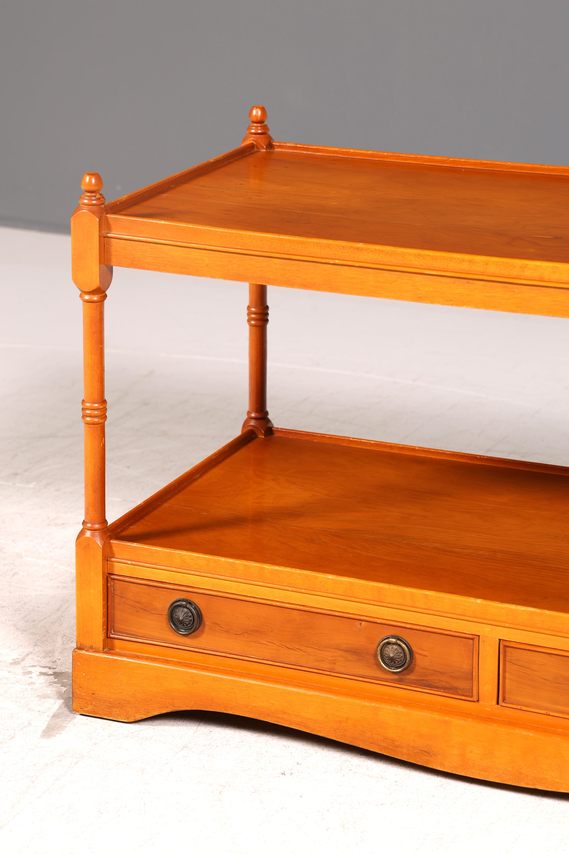 Traumhafter Englischer Couchtisch Eibe Regency Stil Beistelltisch Ablagetisch Antik Tisch Vintage