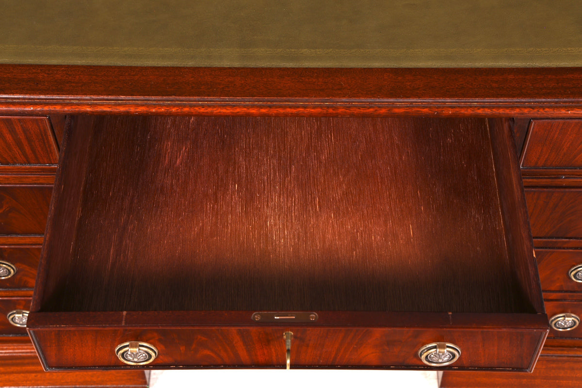 Wunderschöner Englischer Schreibtisch Mahagoni Bürotisch Englisch Desk Leder Auflage