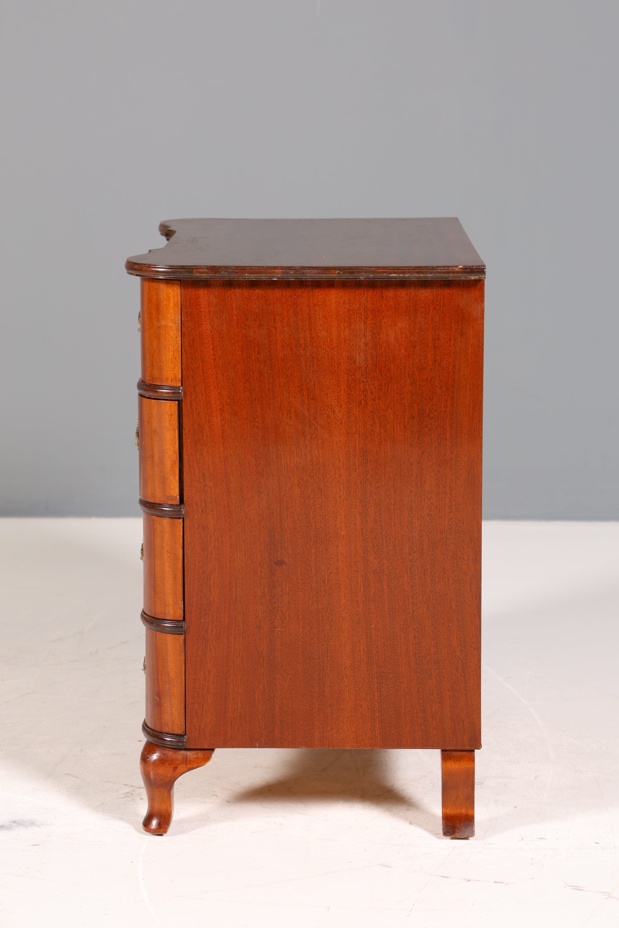 Wunderschöne geschwungene Kommode im Barock Stil Sideboard Schubladenkommode