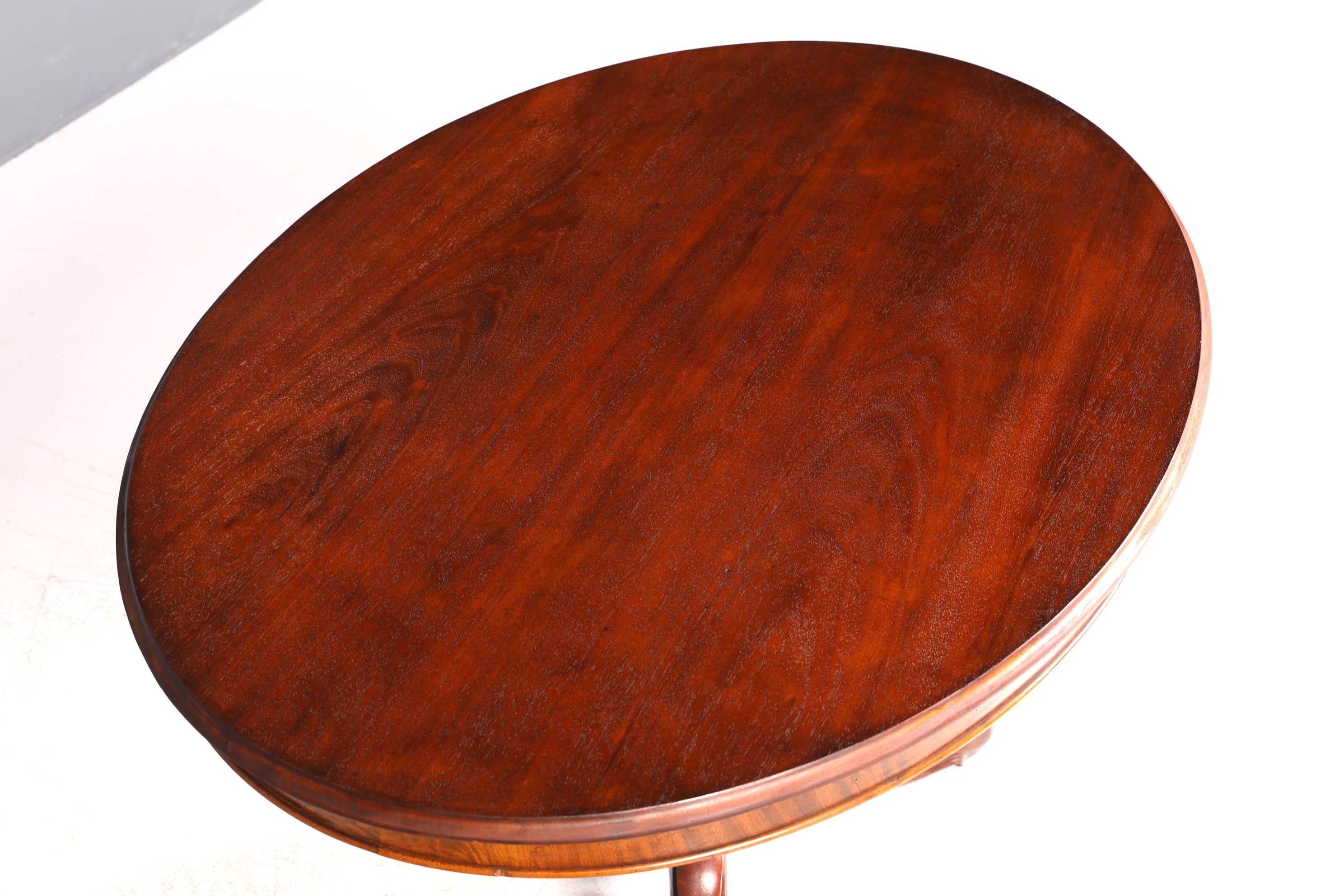 Dreamlike oval Louis Philippe table, Gründerzeit style dining table, antique kitchen table