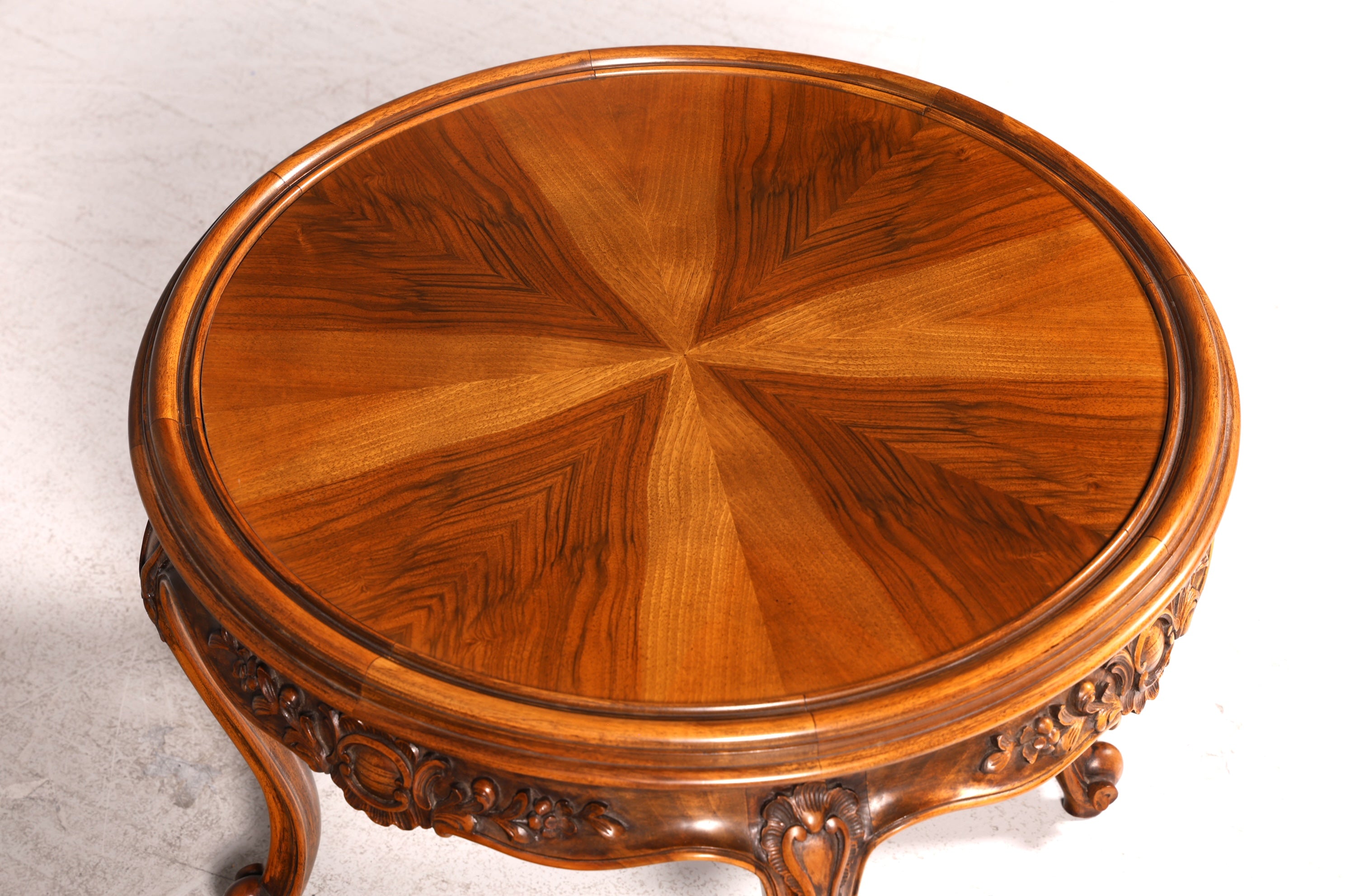 Wunderschöner Chippendale Couchtisch Barock Stil Rund Beistelltisch Ablagetisch Antik Sofatisch Vintage