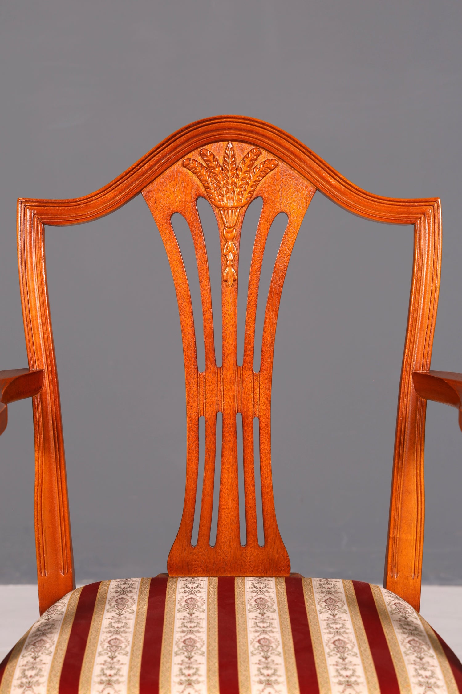 Edler Englischer Stuhl im Hepplewithe Stil Englisch Armlehnstuhl Dining Chair Küchenstuhl Sekretär Stuhl