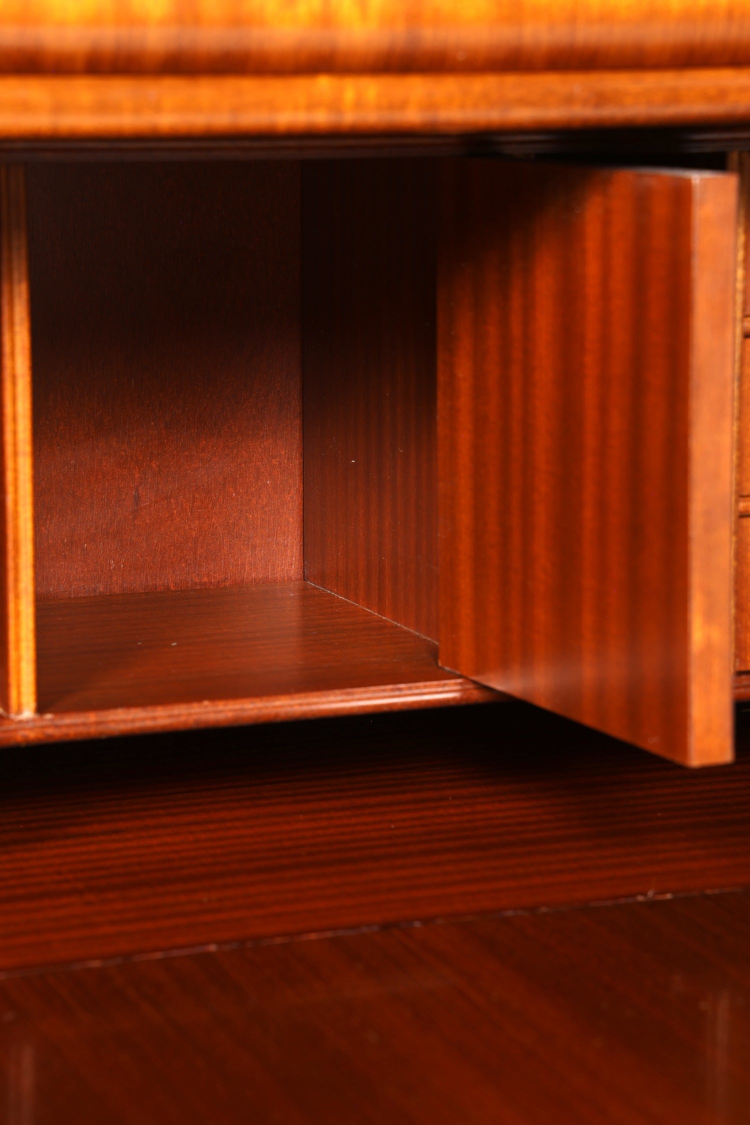 Beautiful antique-style secretary desk, office chest of drawers, Art Deco style, 1950s vertiko writing desk, chest of drawers