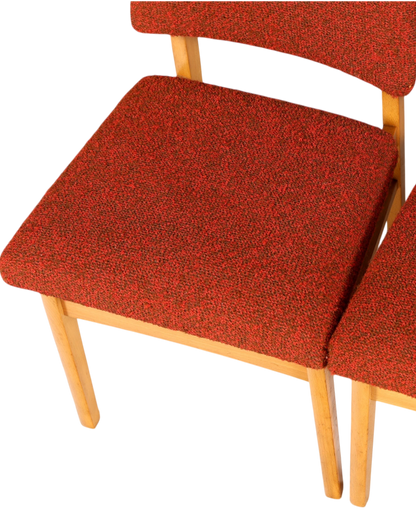 Hauptstadt Möblerei Mid Century Esszimmerstühle im 6er-Set mit rotem Strukturstoff und hellem Holzgestell
