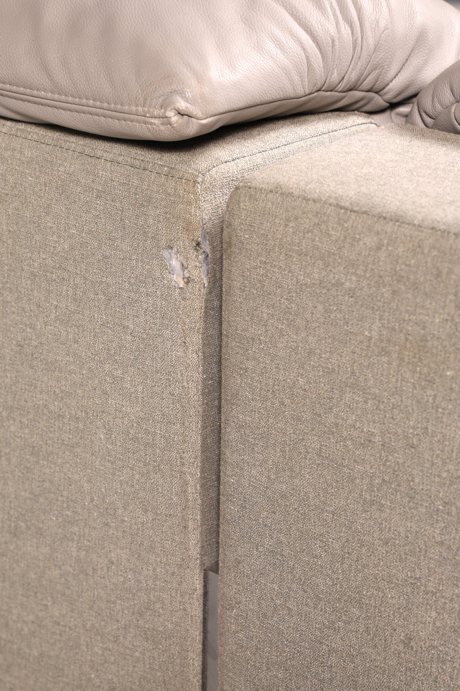 Wunderschönes Sofa der Marke Ligne Roset Grau Echtleder &amp; Stoff Couch Designer Sofa Wohnzimmer