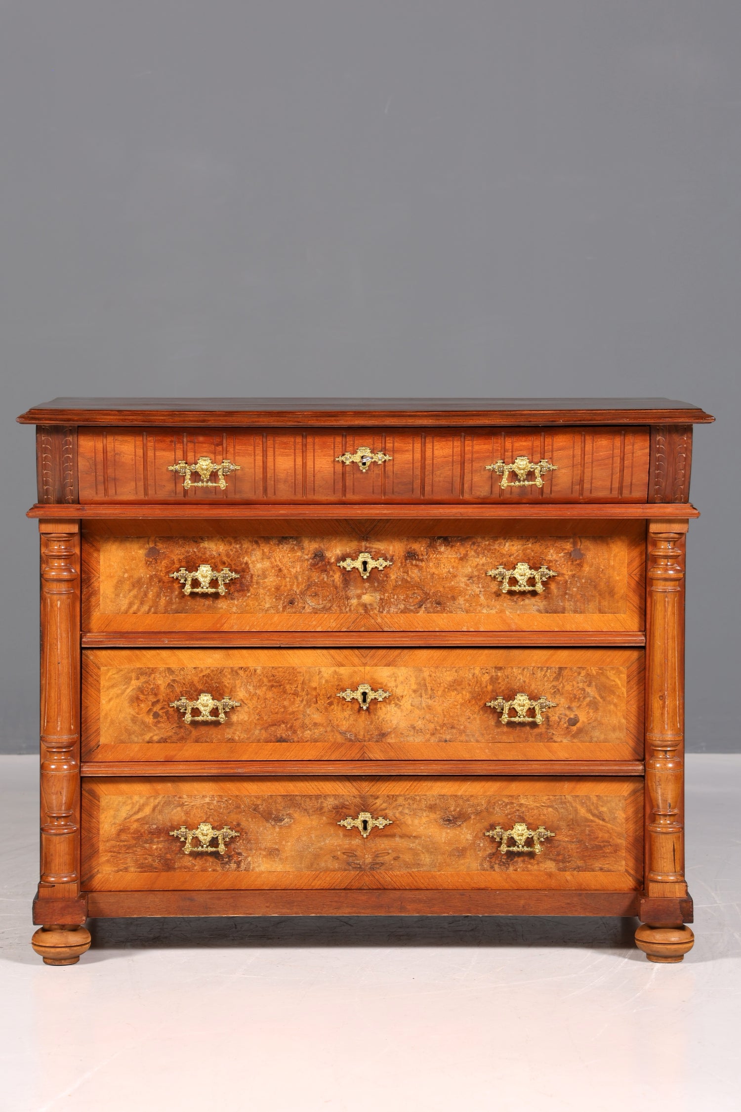 Beautiful Wilhelminian style chest of drawers Louis Philippe walnut drawers chest of drawers sideboard around 1880