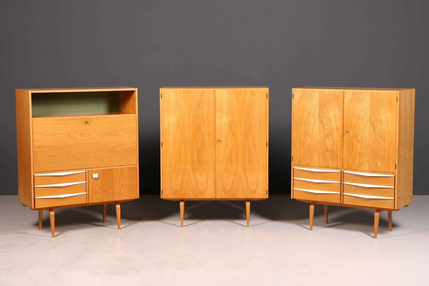 Wunderschöner Hellerau Schrank Modell 427 Mid Century Sekretär Vintage Schreibschrank Design Retro Highboard Esche