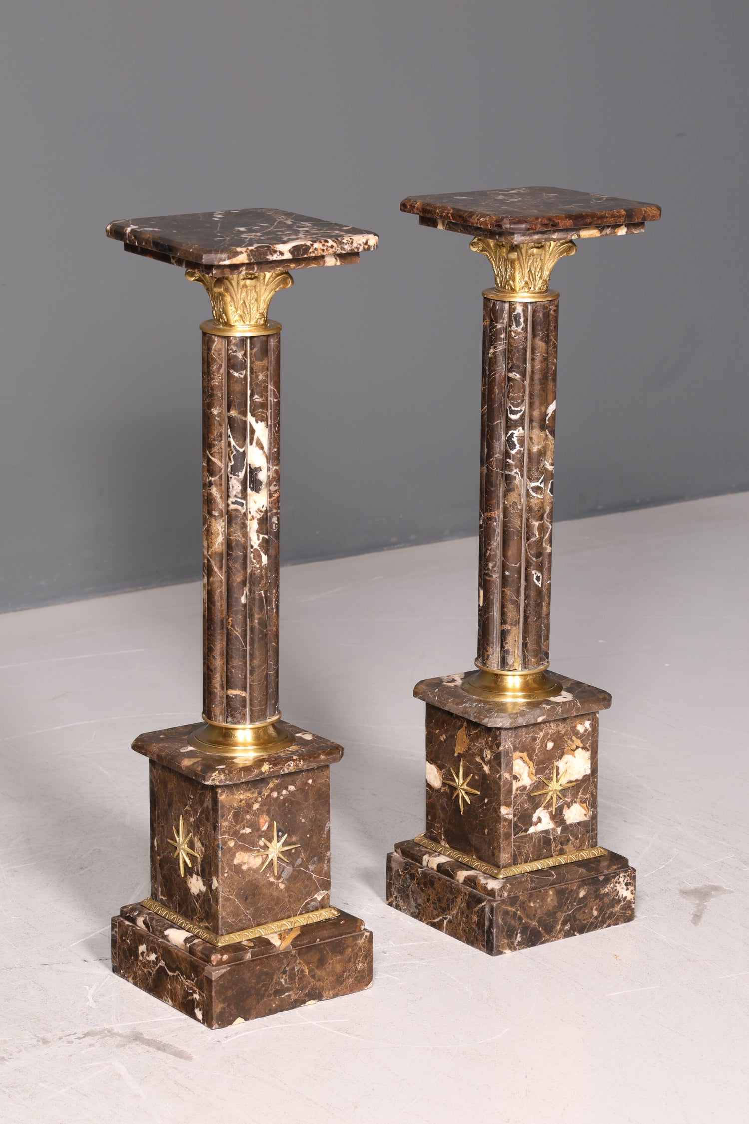 Prächtige Barock Stil Säule Louis XV Marmor Blumensäule Naturstein Sockel Ablage