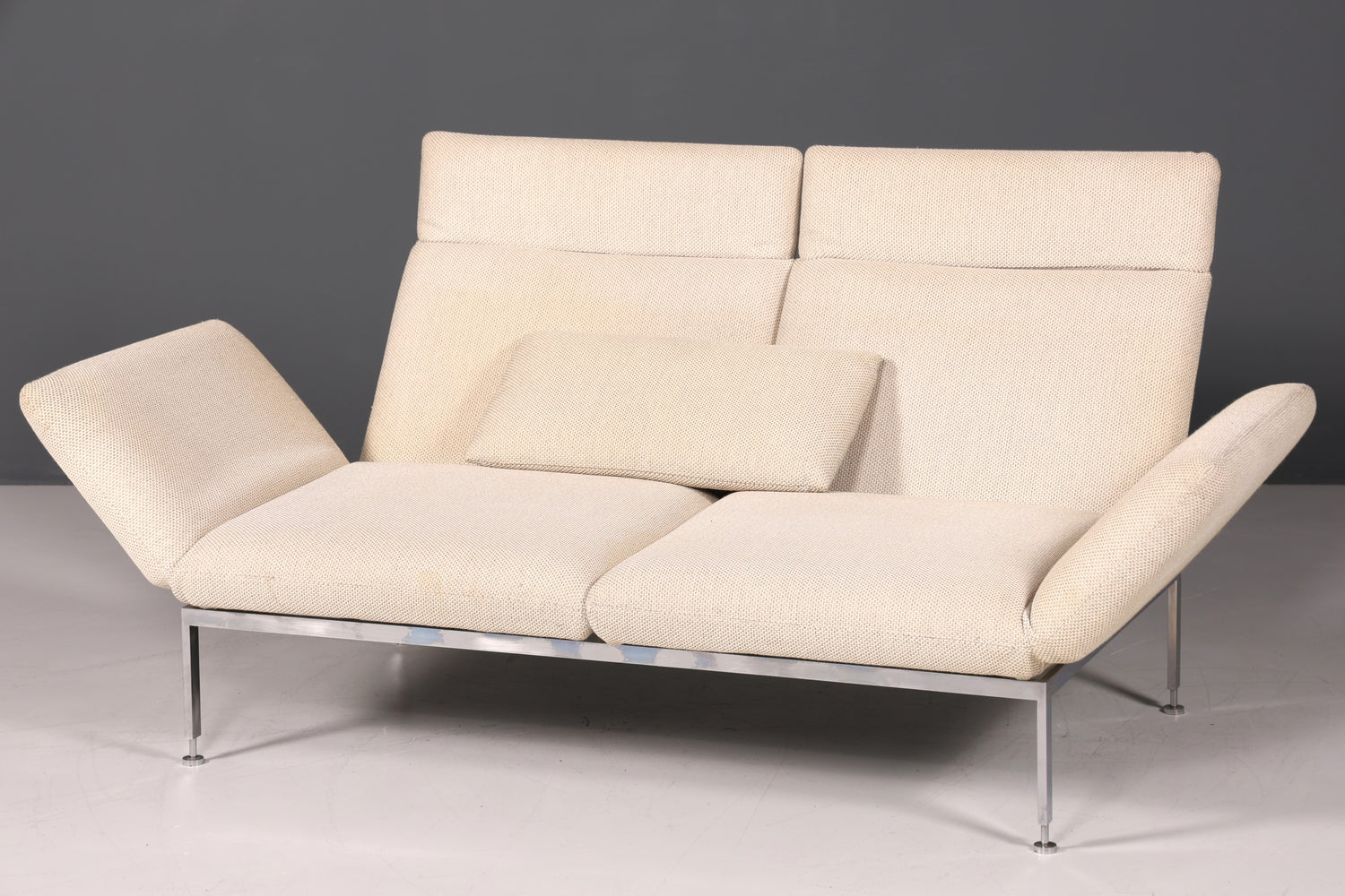 Wunderschönes Designer Brühl Roro Sofa 2 Sitzer Couch Schlafsofa Designed by Roland Meyer-Brühl Gästebett