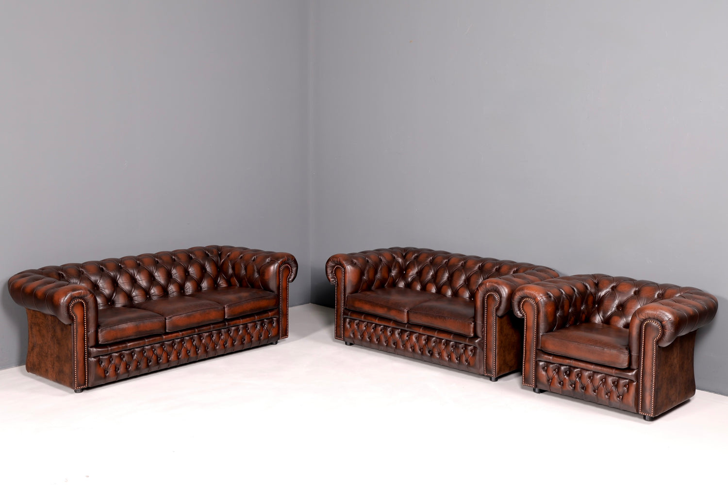 Wunderschönes Original Centurion Chesterfield Sofa 2-Sitzer Couch England echt Leder Polstersofa Ledersofa